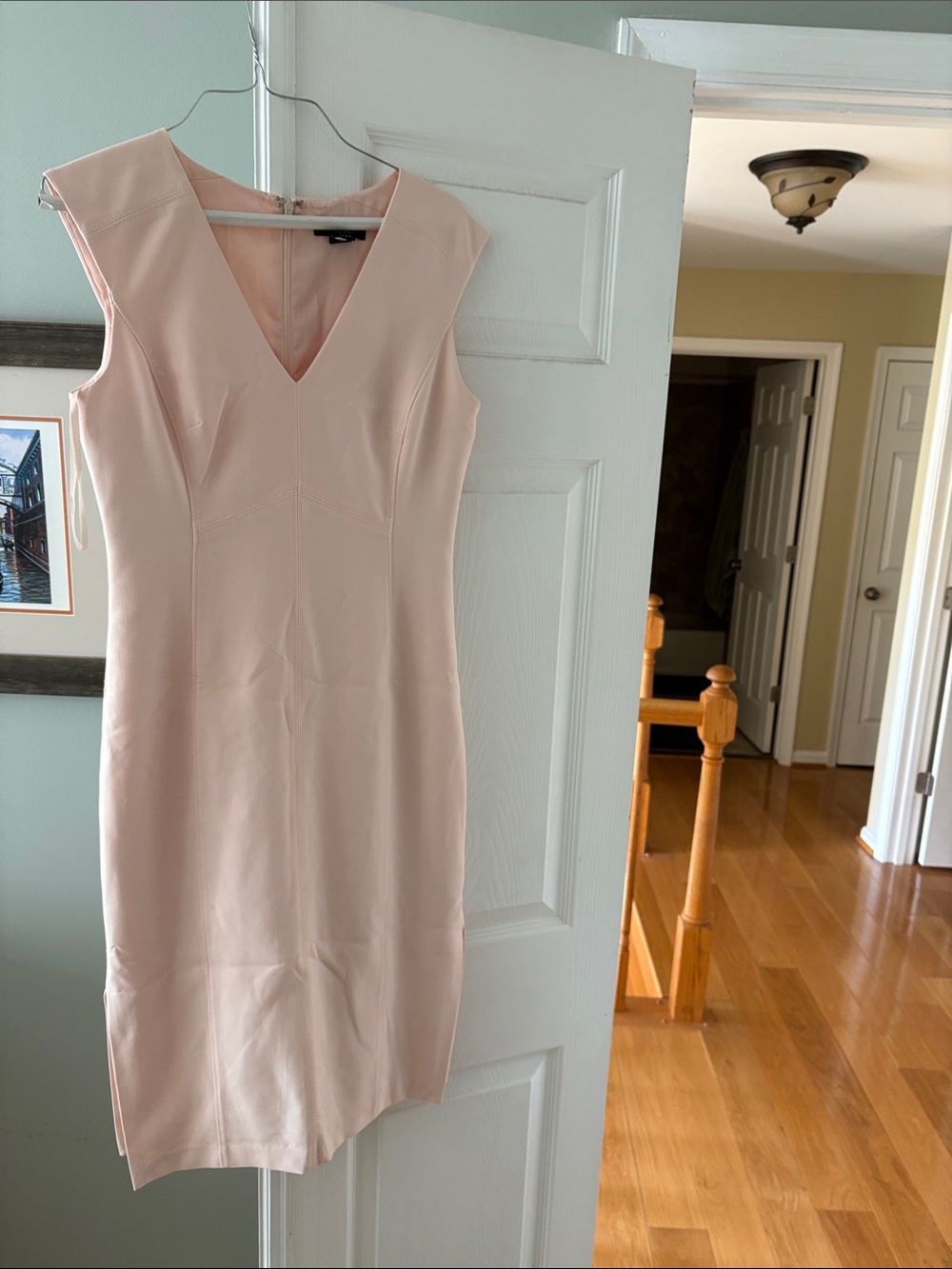 White House Black Market Pale Pink V-Neck Sheath Dress